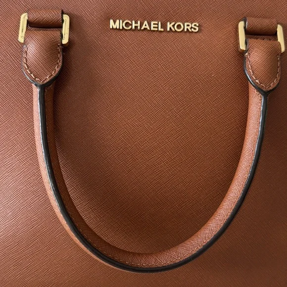 MICHAEL KORS brown leather bag. Like new - Picture 8 of 8
